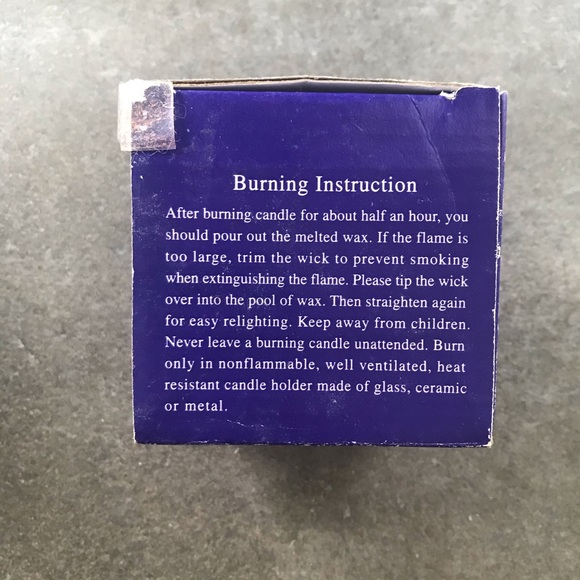 Snowflake Candle - Picture 8 of 10